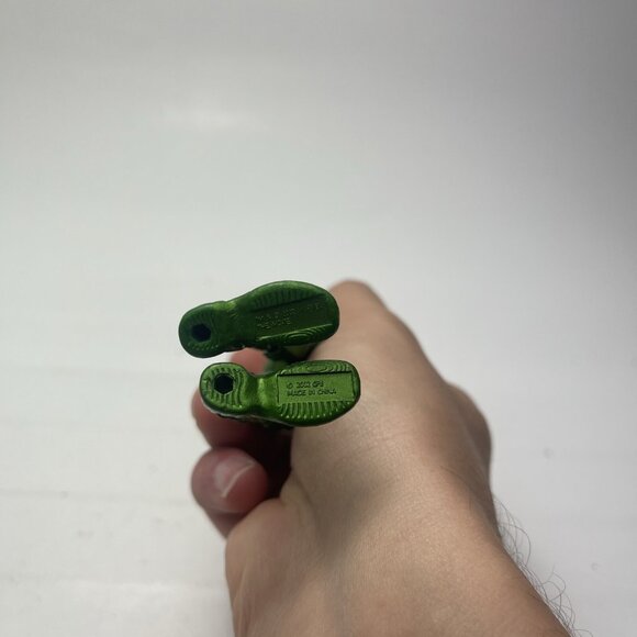 Spider-Man Movie 2002 6" Green Goblin Figure by ToyBiz (Missing hands) - Picture 10 of 10